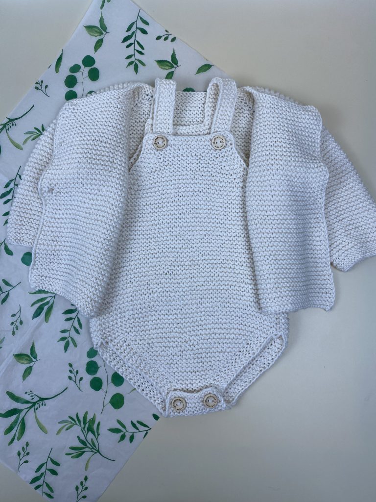 «Lines» Baby Bodysuit Knitting Pattern (1–3 months)